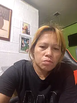 Snapshot of CockBiter83 chatting on 04-15-26, 04:08 CockBiter83 online show from 04-15-26, 04:08