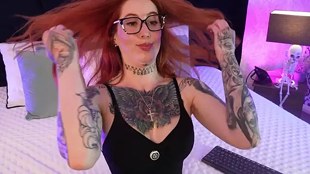 mariianna lopez  online show from 04-23-26, 05:37