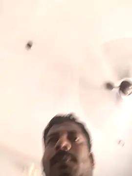 Snapshot of Vickyins480000 chatting on 11-10-25, 04:55 Vickyins480000 online show from 11-10-25, 04:55