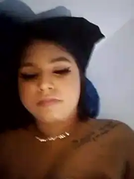 Snapshot of angie_hott chatting on 12-14-25, 09:41 angie hott online show from 12-14-25, 09:41