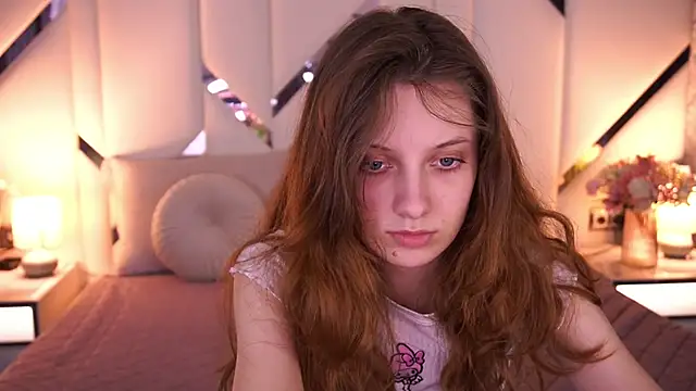 CuteeFoxy online show from 04-04-26, 01:52