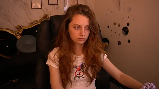 CuteeFoxy online show from 06-09-26, 01:01