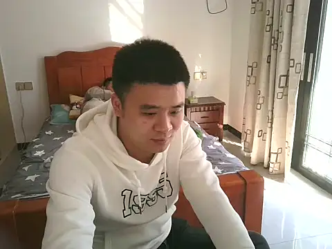 aweiakun online show from 10-23-25, 07:18