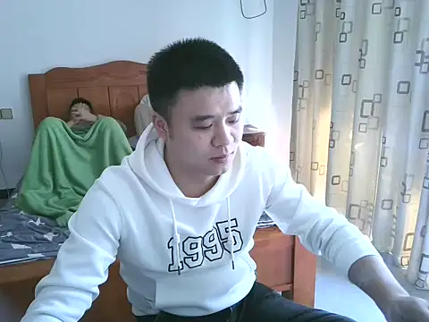 aweiakun online show from 10-24-25, 07:27