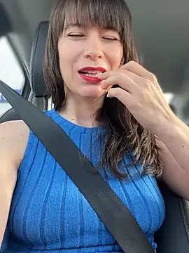 AlanaRius18 online show from 04-29-26, 06:39