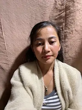 Miss-World00 online show from 11-30-25, 02:32