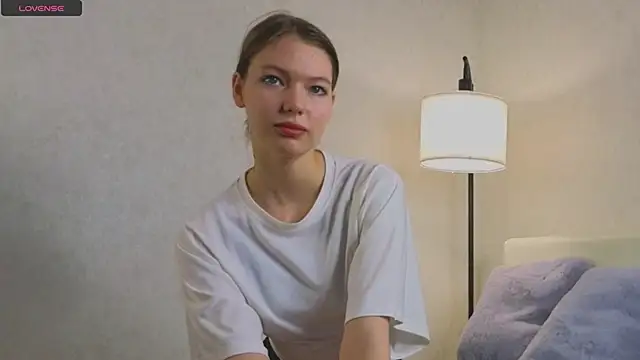 Erosyne online show from 02-08-26, 05:16