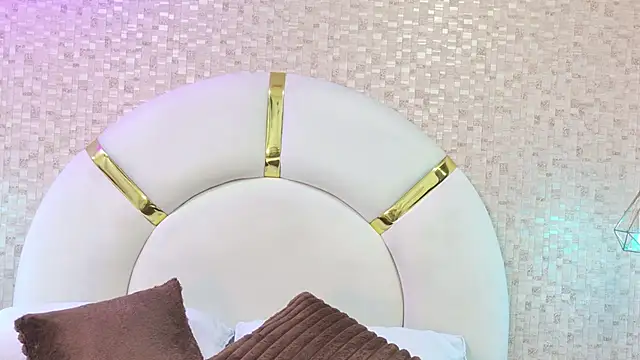 emmy rose25 online show from 02-11-26, 11:37