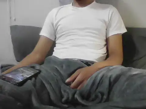 Snapshot of anonimam2 chatting on 10-29-25, 09:22 anonimam2 online show from 10-29-25, 09:22