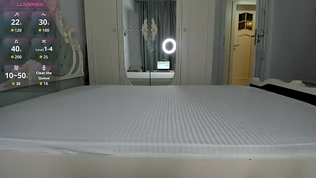 Ailinaioki online show from 10-15-25, 07:19