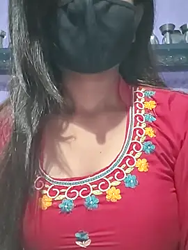 Snapshot of sneha_001 chatting on 10-18-25, 04:30 sneha 001 online show from 10-18-25, 04:30