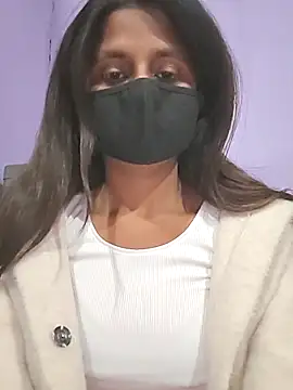 Snapshot of sneha_001 chatting on 11-18-25, 07:13 sneha 001 online show from 11-18-25, 07:13