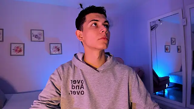 Snapshot of FireGuy_99 chatting on 04-14-26, 12:44 FireGuy 99 online show from 04-14-26, 12:44