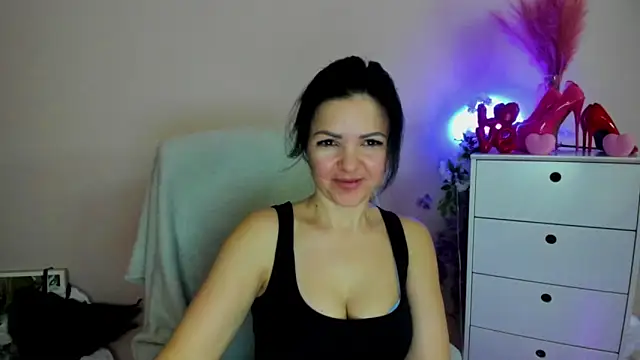 Mollybloom40 online show from 04-03-26, 08:34