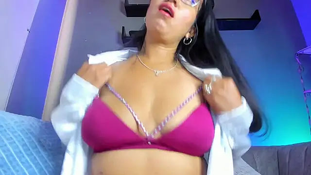 charlhot  online show from 10-23-25, 01:10