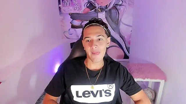 Snapshot of Hayden_Boy_ chatting on 10-23-25, 01:21 Hayden Boy online show from 10-23-25, 01:21