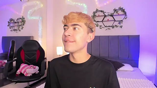 JustinCastiblanco online show from 10-20-25, 11:32