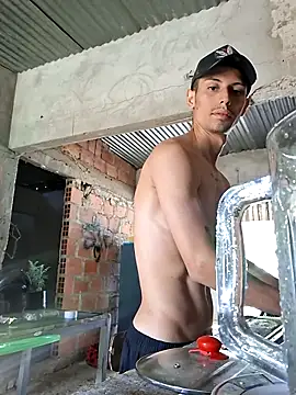 Snapshot of Luciferinthestreet chatting on 11-01-25, 03:14 Luciferinthestreet online show from 11-01-25, 03:14