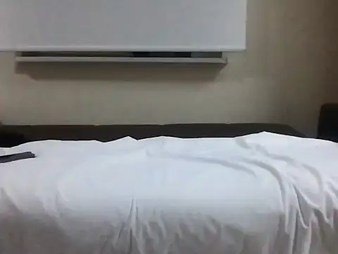 dicsucerboy77 online show from 11-08-25, 11:03