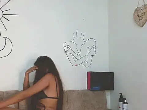 MIS CINNA  online show from 10-18-25, 04:59