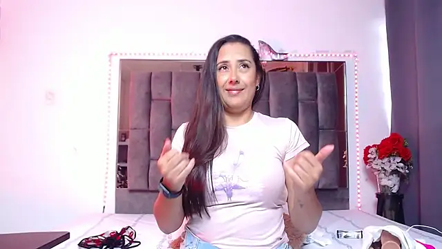 Salmma Milf online show from 03-31-26, 11:54