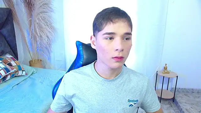 Mattass18 online show from 12-17-25, 01:39