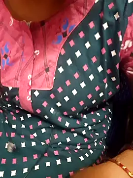 tamil-reena online show from 10-22-25, 07:41