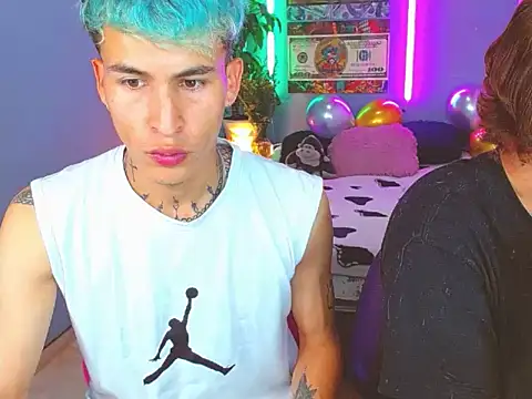 Latin boysxxxx online show from 10-18-25, 10:10