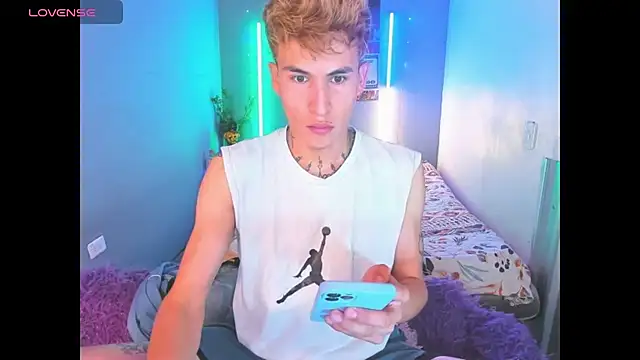 Latin boysxxxx online show from 03-14-26, 12:28