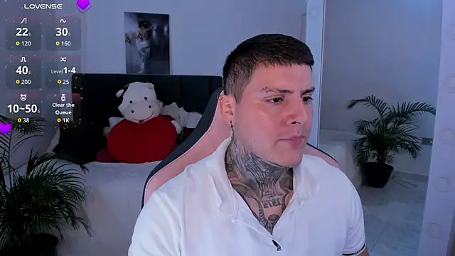 dirty boy0 online show from 10-18-25, 04:41