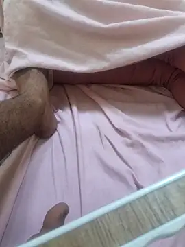 Snapshot of DesiVideo00 chatting on 11-26-25, 05:58 DesiVideo00 online show from 11-26-25, 05:58