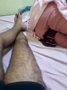 Snapshot of DesiVideo00 chatting on 11-30-25, 05:17 DesiVideo00 online show from 11-30-25, 05:17