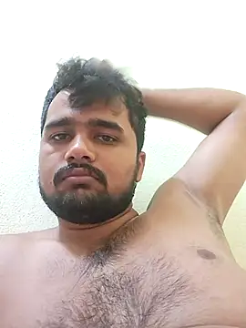 Snapshot of DesiVideo00 chatting on 12-16-25, 05:07 DesiVideo00 online show from 12-16-25, 05:07