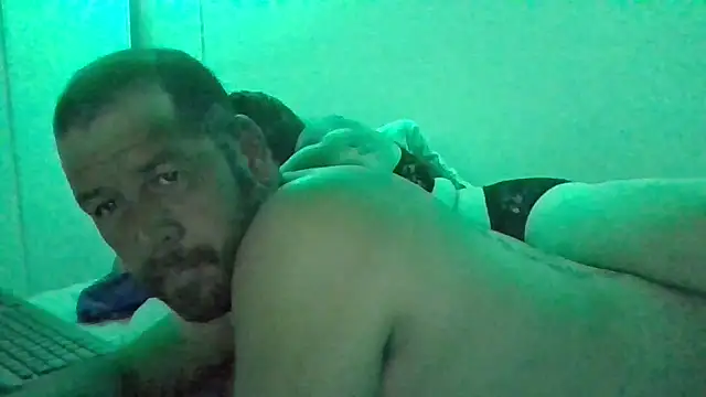 tonyxxx08 online show from 10-28-25, 05:44