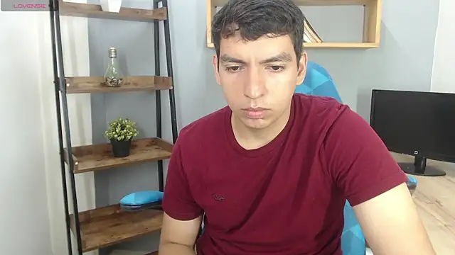 Snapshot of Axel_Stones_ chatting on 10-16-25, 02:29 Axel Stones  online show from 10-16-25, 02:29