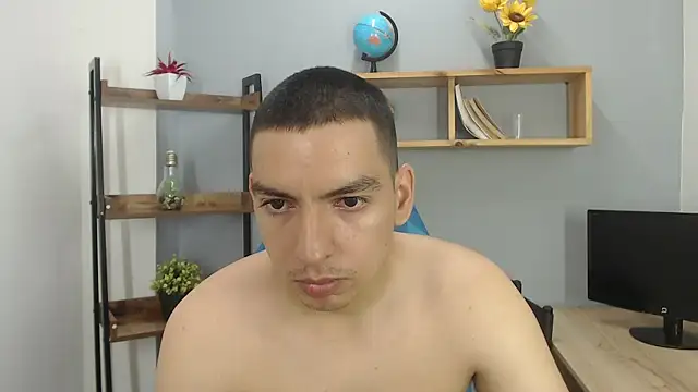 Snapshot of Axel_Stones_ chatting on 10-22-25, 01:55 Axel Stones  online show from 10-22-25, 01:55