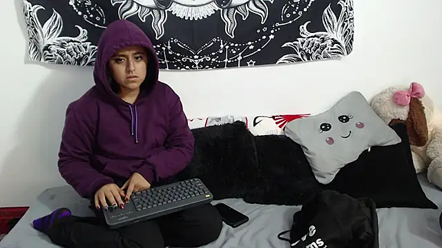 abby n emily online show from 11-08-25, 12:27