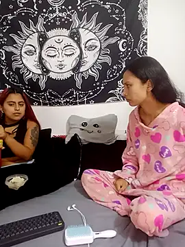 abby n emily online show from 02-19-26, 01:40