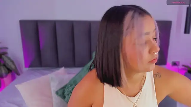 AilanaCortes online show from 04-25-26, 12:19