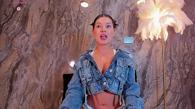 Rashel Frost  online show from 10-30-25, 07:58