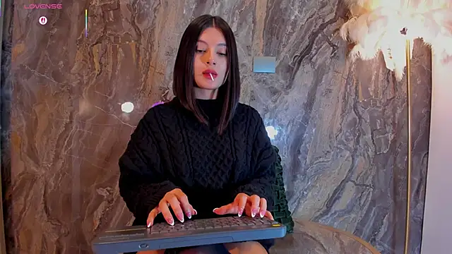 Rashel Frost  online show from 11-16-25, 12:49