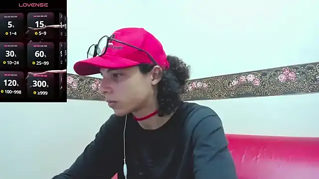 Snapshot of Mike_Miiller_ chatting on 11-13-25, 06:18 Mike Miiller online show from 11-13-25, 06:18