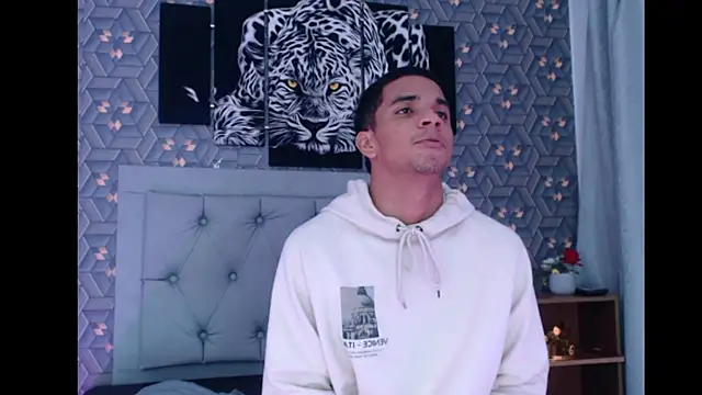 Snapshot of Natan_Latino chatting on 10-16-25, 03:40 Natan Latino online show from 10-16-25, 03:40