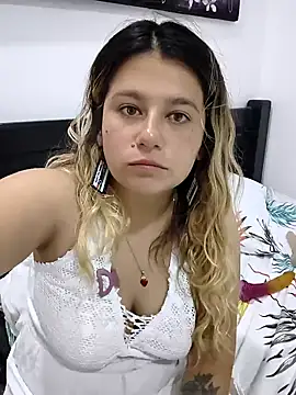 Sweet Bella Valery online show from 03-22-26, 04:54