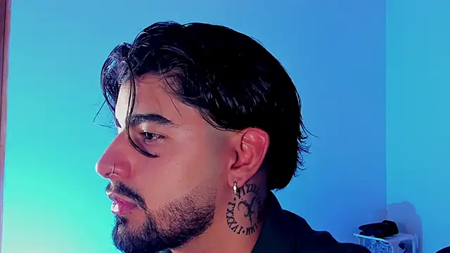 maximo black  online show from 10-17-25, 08:22