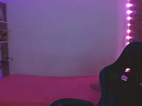 Medussa3033 online show from 03-09-26, 05:11