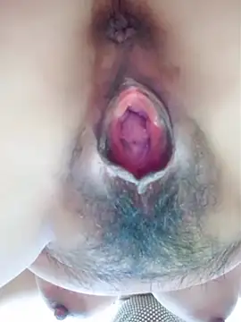 Snapshot of piug321 chatting on 11-09-25, 06:44 piug321 online show from 11-09-25, 06:44