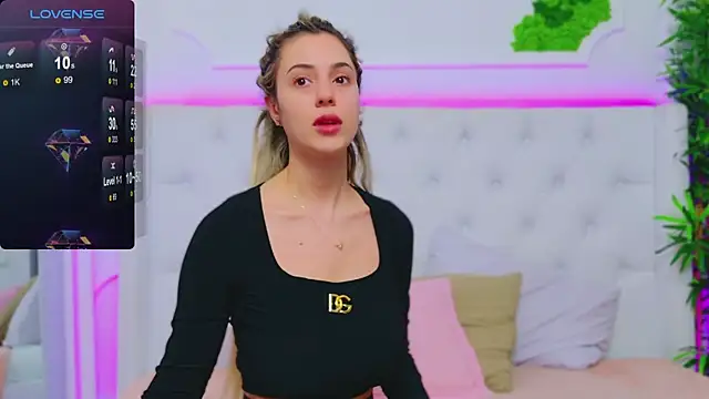 Snapshot of AriannaSins chatting on 01-14-25, 01:28 AriannaSins online show from 01-14-25, 01:28