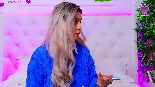 AriannaSins online show from 01-14-26, 01:39