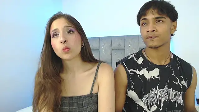 Snapshot of SweetAndSinful chatting on 10-18-25, 04:59 SweetAndSinful online show from 10-18-25, 04:59